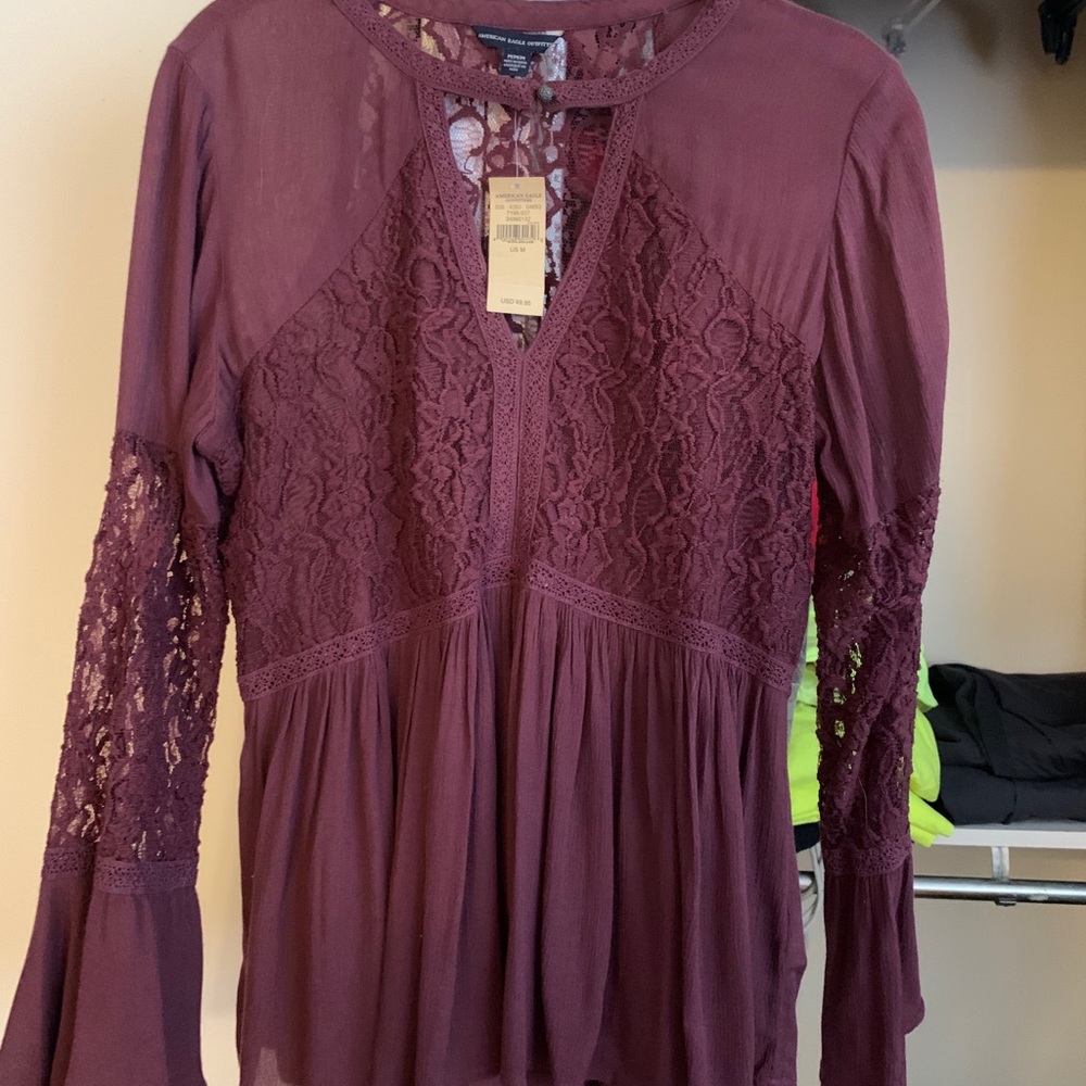 American eagle lace blouse